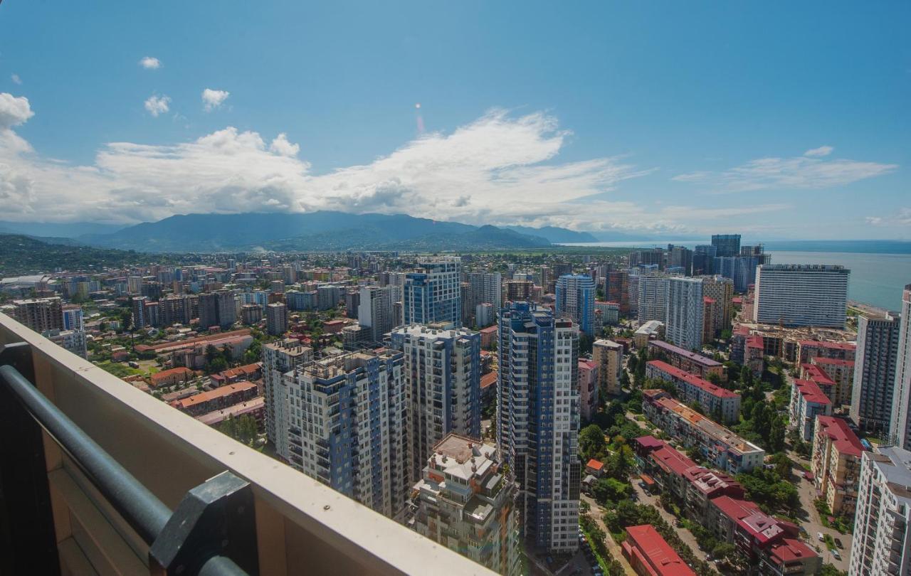 Orbi City Towers Batoumi Extérieur photo